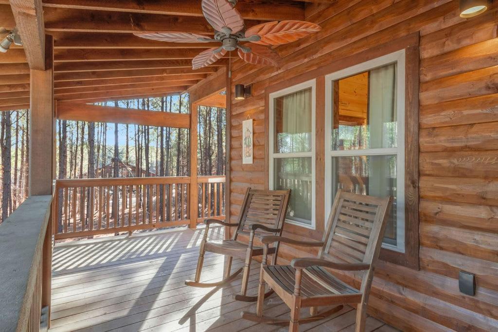 Large Luxury 2Br Cabin W Hot Tub Double Trouble Was Designed For Fun Comfort And Memories Minutes From Buzzling Hochatown And Beautiful Beaver Bend State Park Broken Bow Exteriör bild