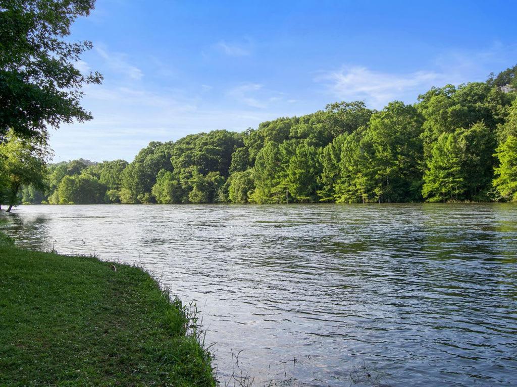Large Luxury 2Br Cabin W Hot Tub Double Trouble Was Designed For Fun Comfort And Memories Minutes From Buzzling Hochatown And Beautiful Beaver Bend State Park Broken Bow Exteriör bild