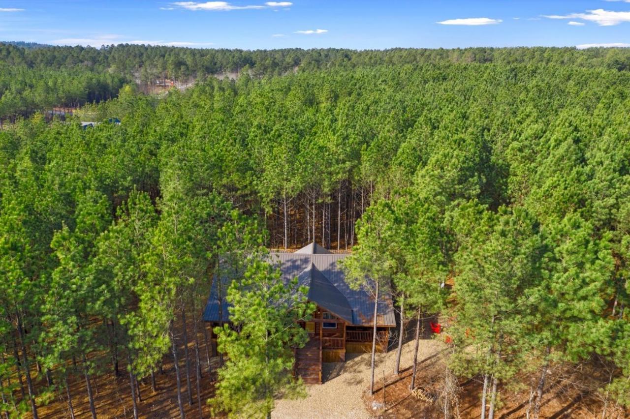 Large Luxury 2Br Cabin W Hot Tub Double Trouble Was Designed For Fun Comfort And Memories Minutes From Buzzling Hochatown And Beautiful Beaver Bend State Park Broken Bow Exteriör bild